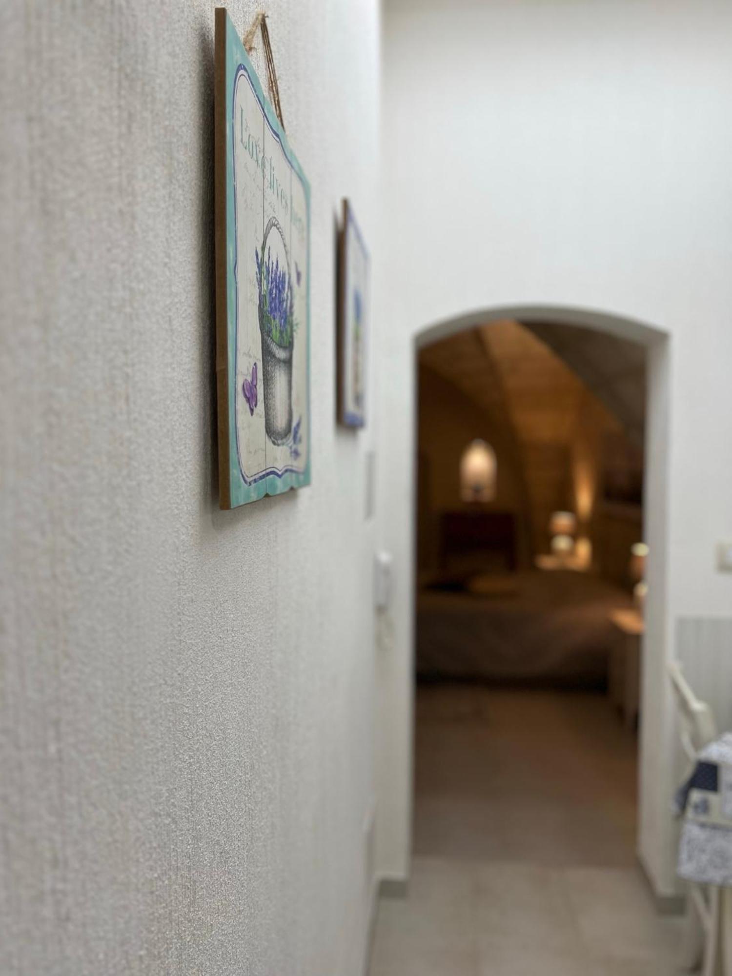 Suite Cavour Luxury Home Таранто Экстерьер фото